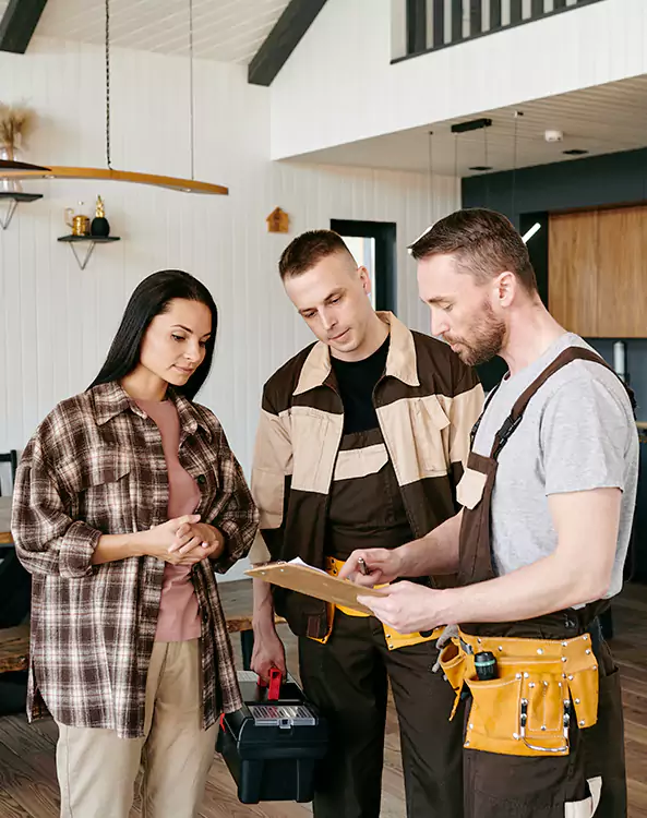 Why Homeowners and Businesses Rely on Our Restoration Team in Moreland, GA?