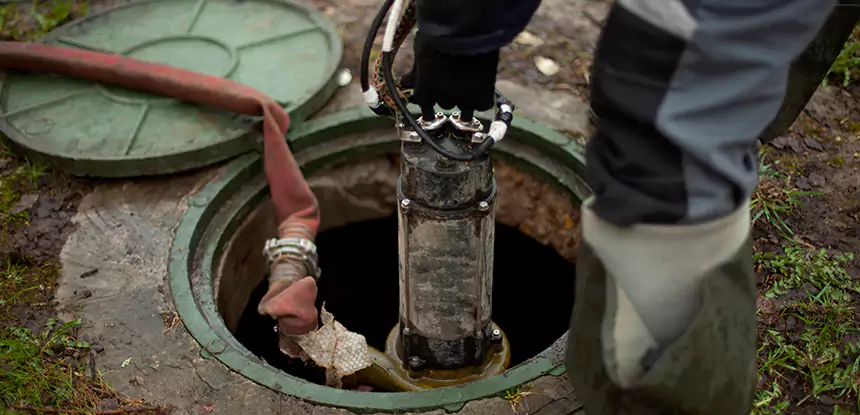 Professional Sewage Cleanup Services in Moreland, GA